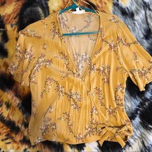 Floral top